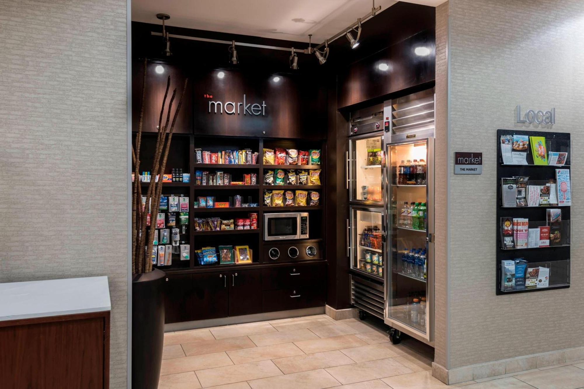 Courtyard By Marriott Downtown Hotel 4*